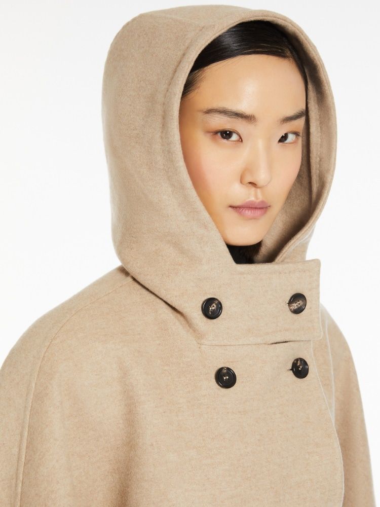 MAX MARA Chic Outerwear Mini Coat