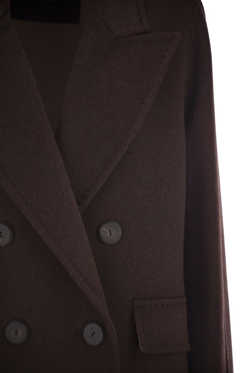 MAX MARA Men's Oversized Jacket in Luxurious Cashmere, Alpaca, and Wool