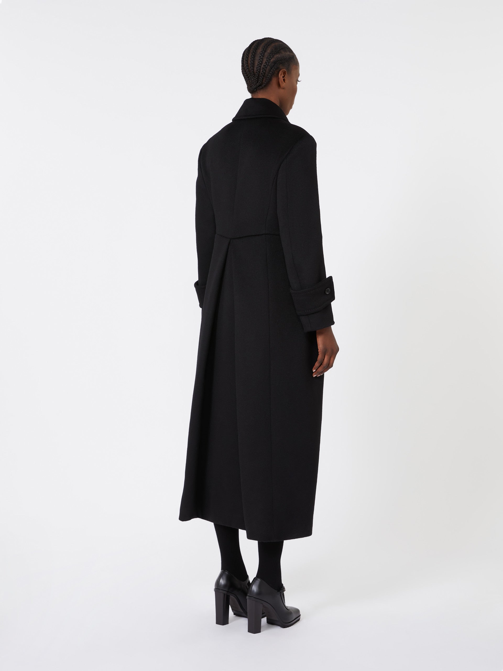 MAX MARA Elegant Women's Outerwear for Fall 2025