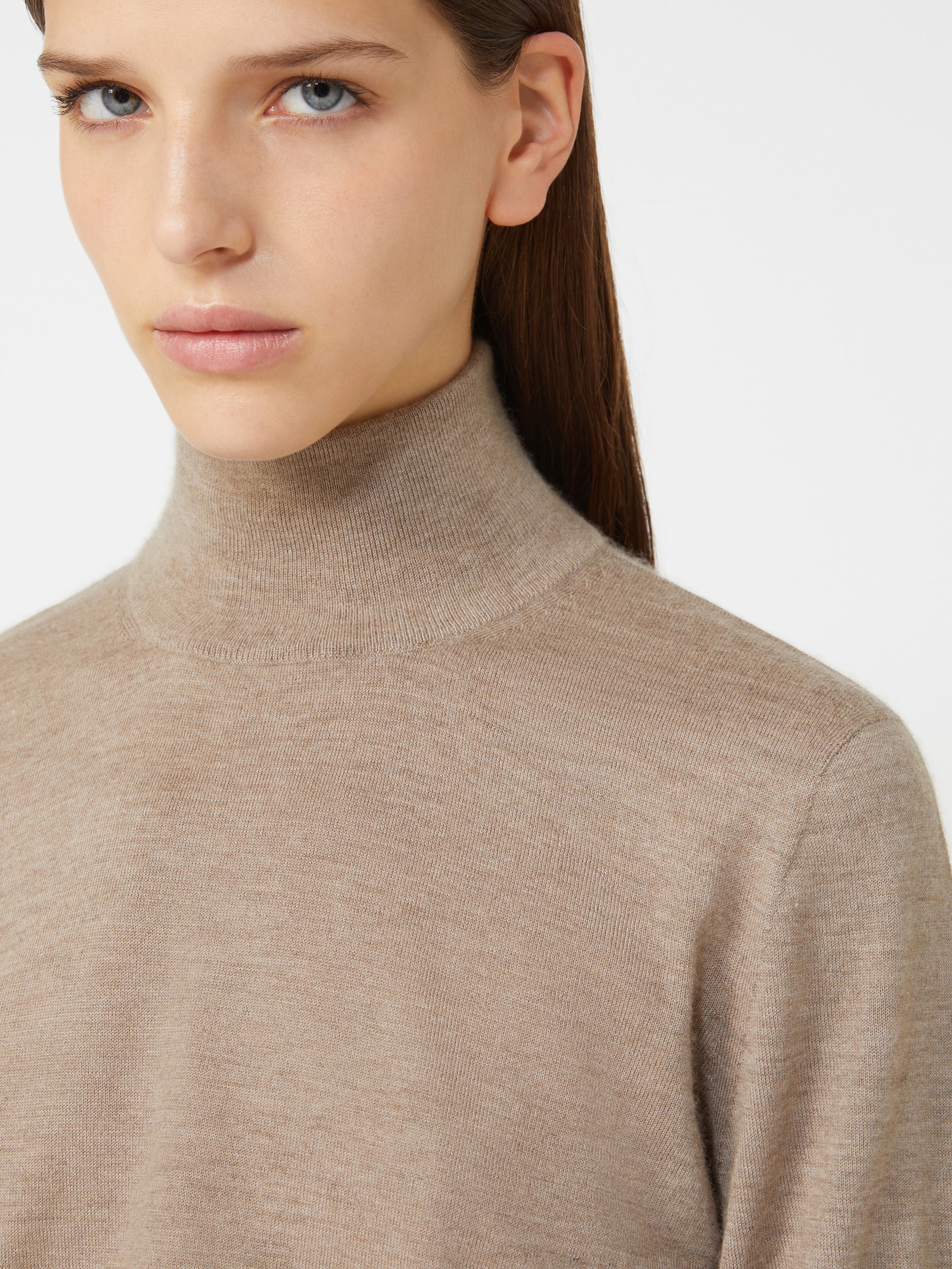 MAX MARA Cashmere Turtle Neck Sweater for Women - Regular Fit