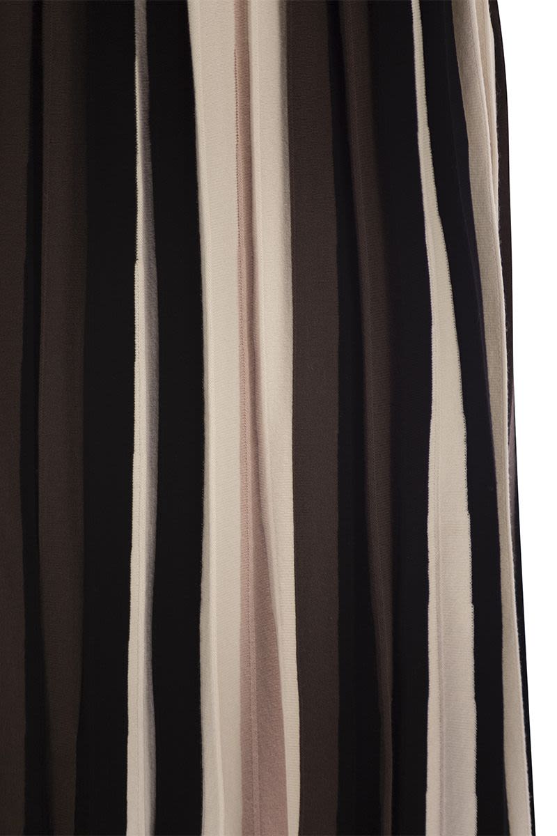 WEEKEND MAX MARA Pleated Viscose Skirt - Flared Long Design