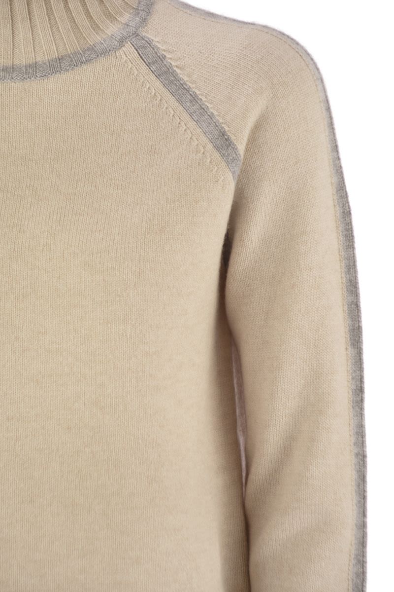 MAX MARA Wool and Cashmere Turtleneck Sweater
