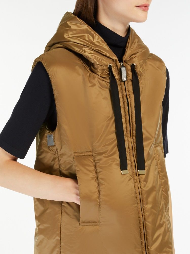 MAX MARA THE CUBE Sleeveless Technical Vest with Innovative Padding