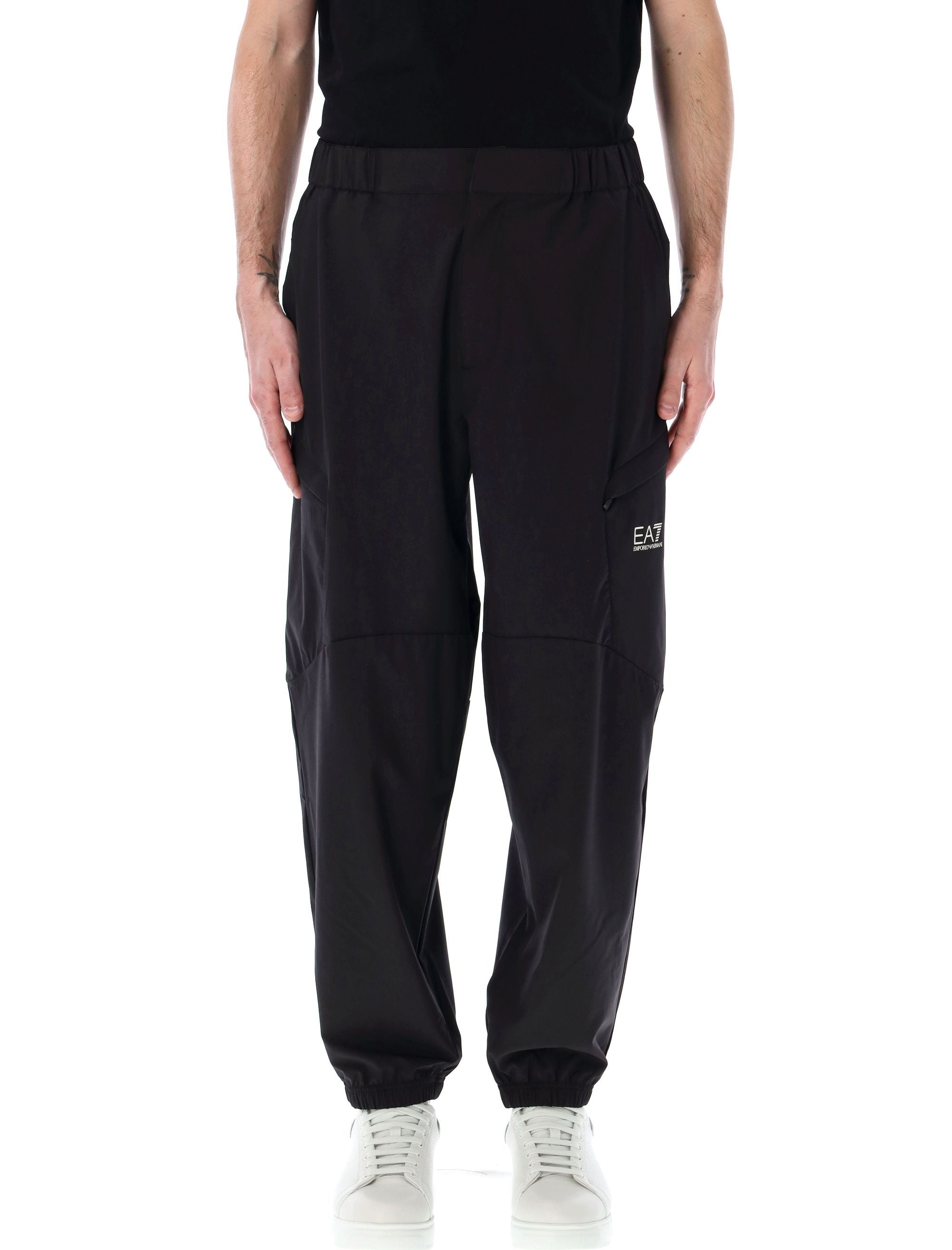 EA7 Dynamic Athlete Cargo Trousers - Men's Large