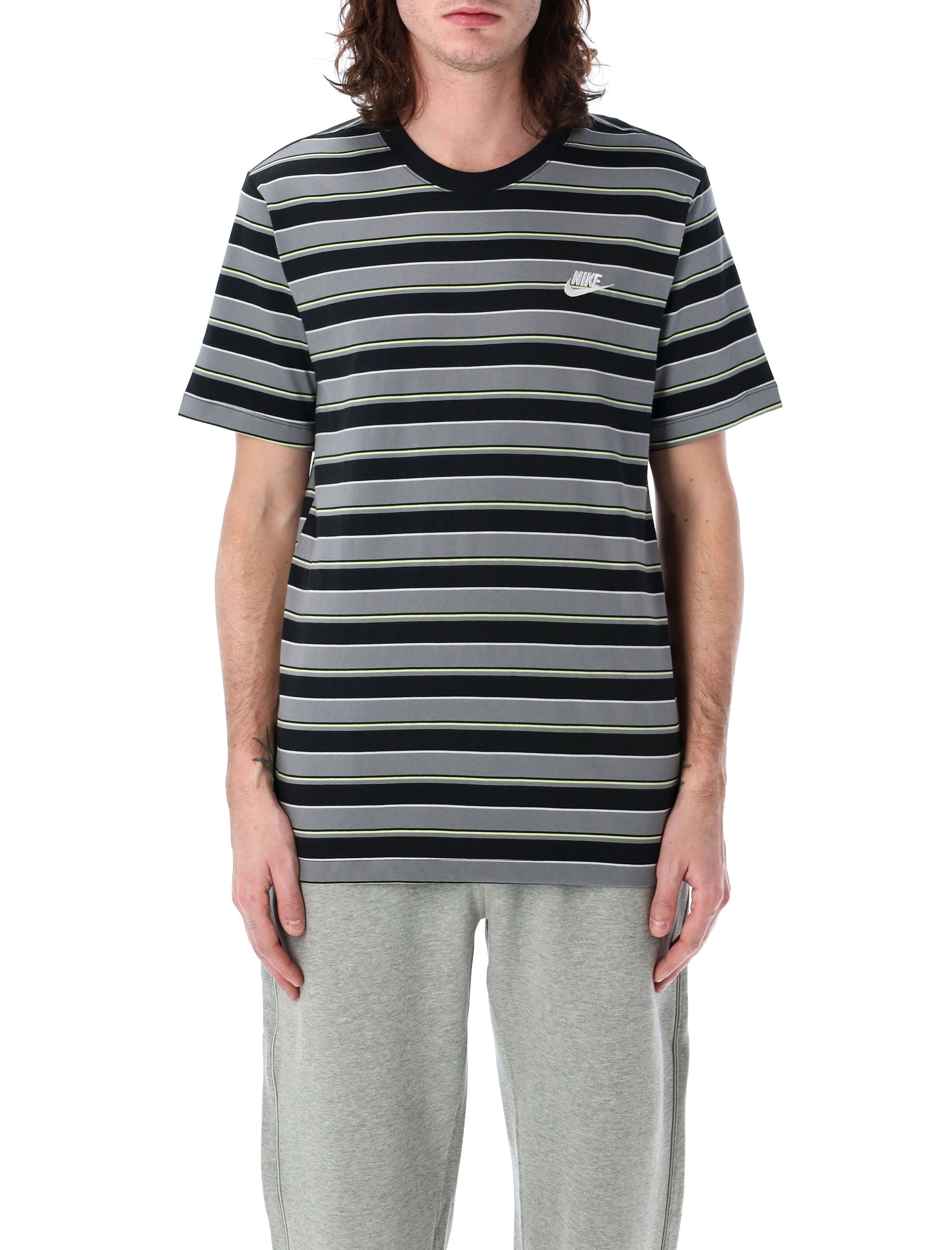 NIKE Men's Striped T-Shirt (Large)