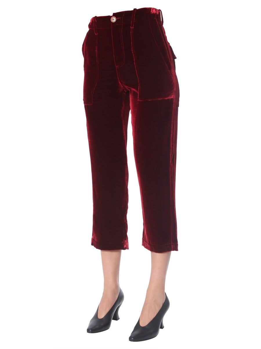 JEJIA Cropped Trousers with Front Zip and Button Closure