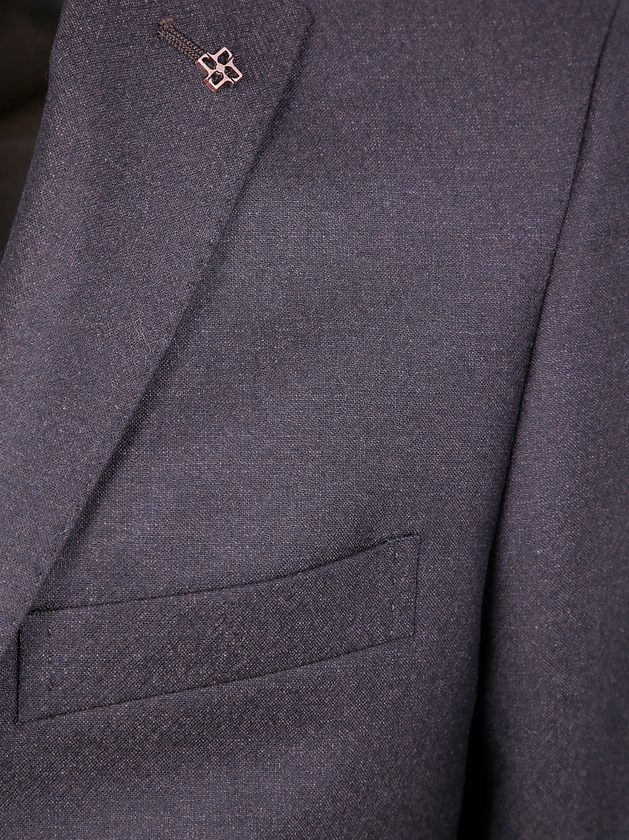 TAGLIATORE Men's Tailored Suit