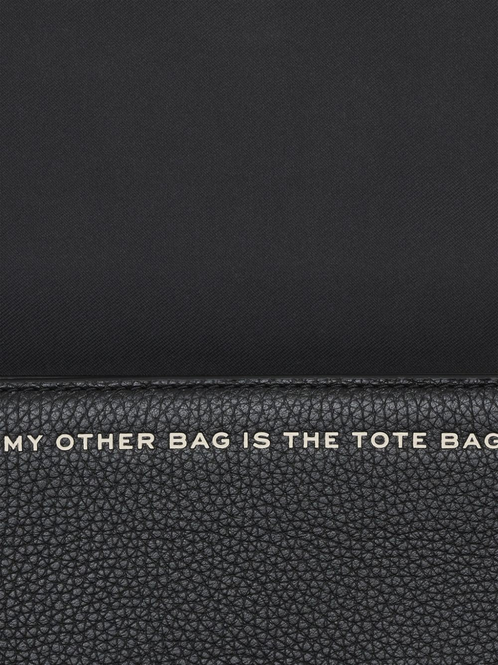 MARC JACOBS Elegant Leather Handbag with Foldover Top