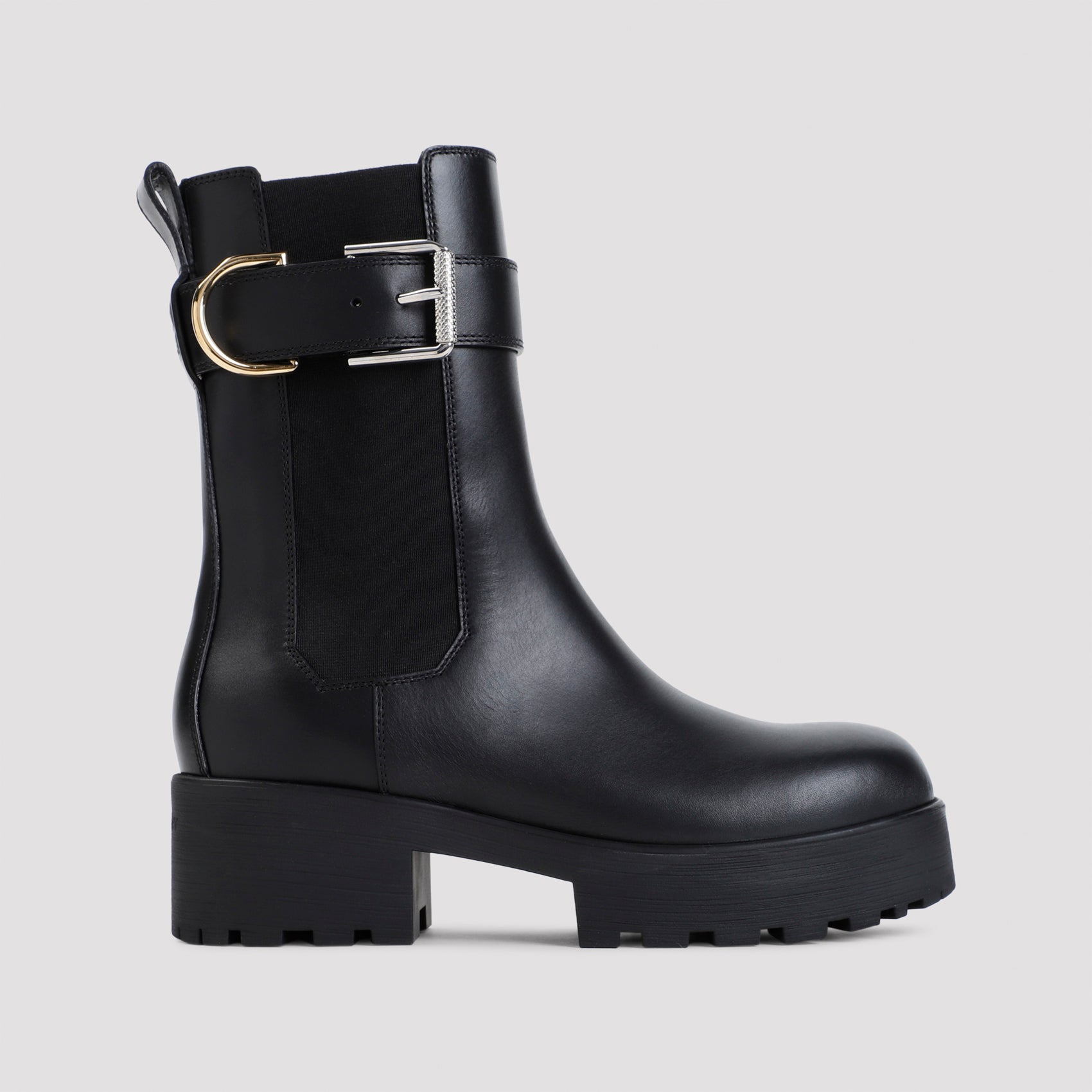GIVENCHY Classic Chelsea Boots with 5cm Heel Height