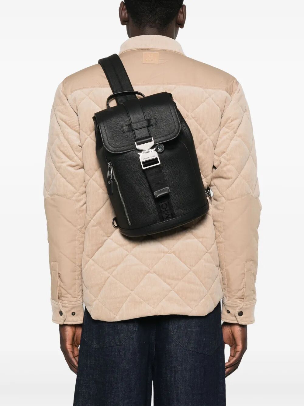 MICHAEL KORS Hudson Mini Aviator Sling Bag