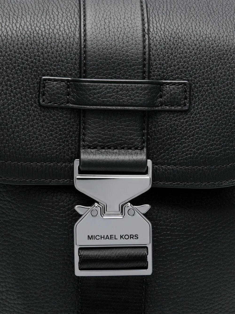 MICHAEL KORS Hudson Mini Aviator Sling Bag