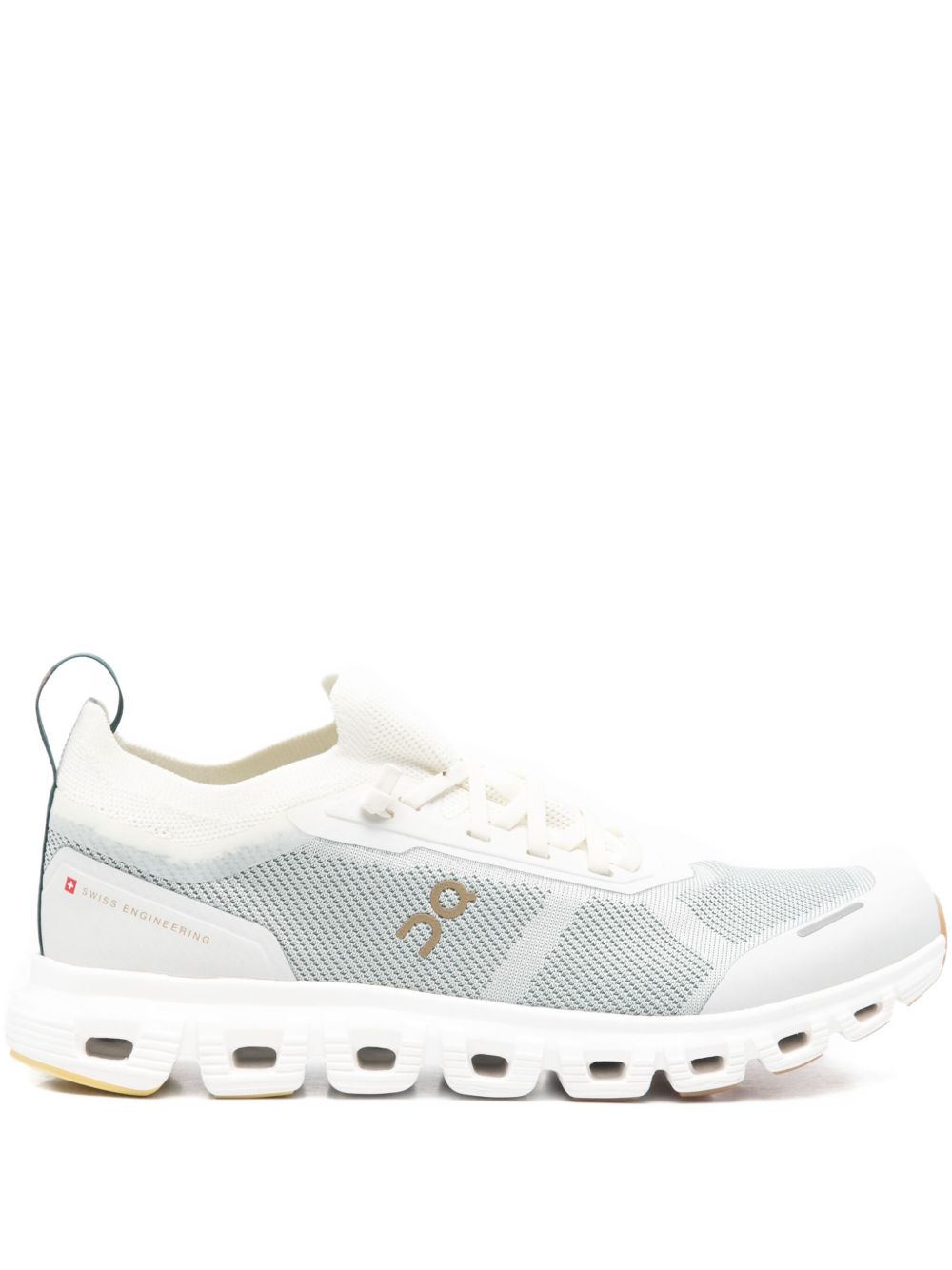 ON RUNNING Cloud 6 Versa Men's Sneaker
