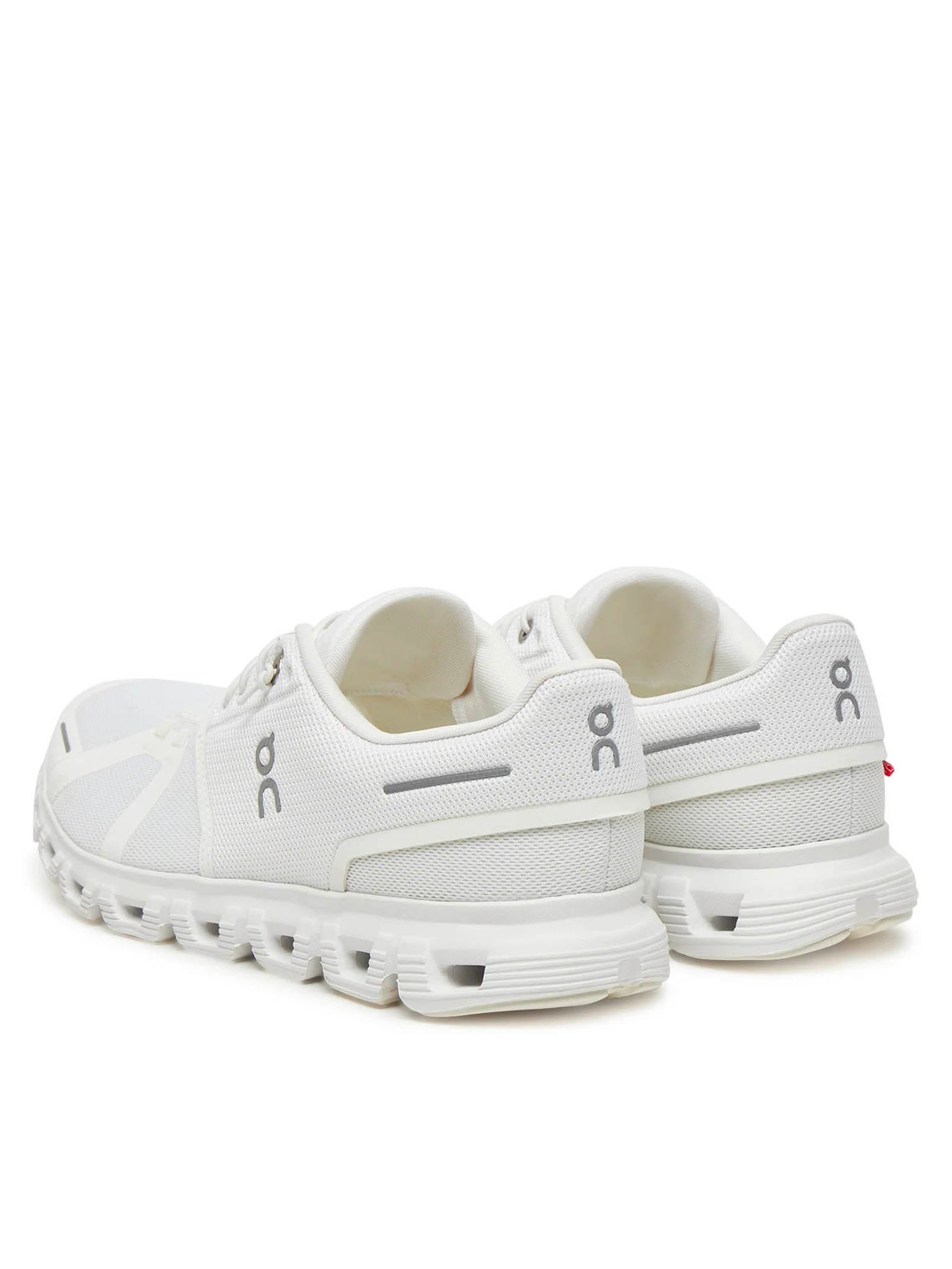 ON RUNNING Cloud 6 Sneakers for Men