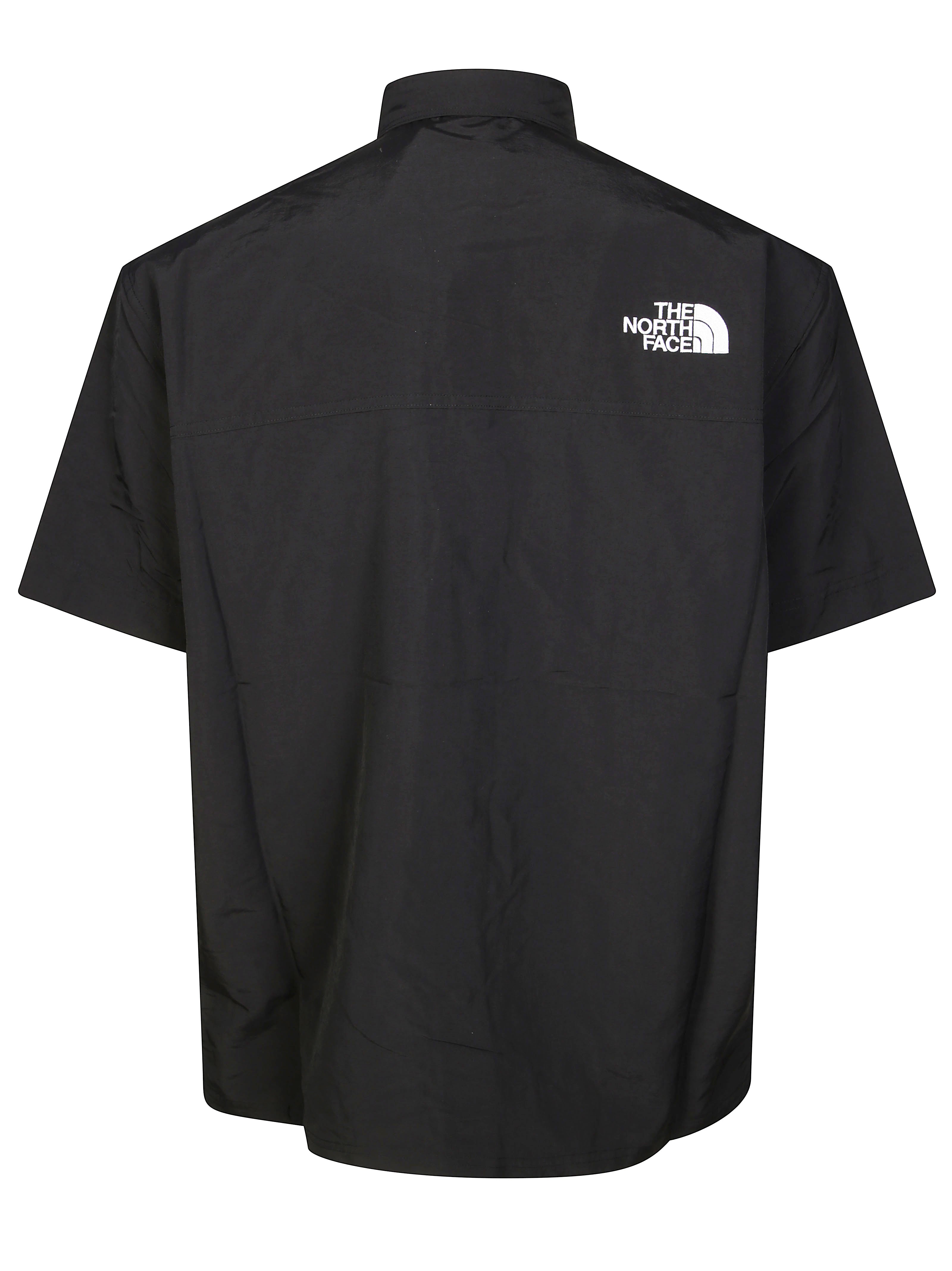THE NORTH FACE Women’s Summer Shirt