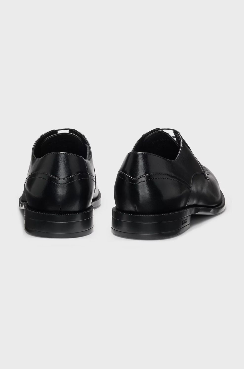 HUGO BOSS Elegant Leather Dress Shoes for Men