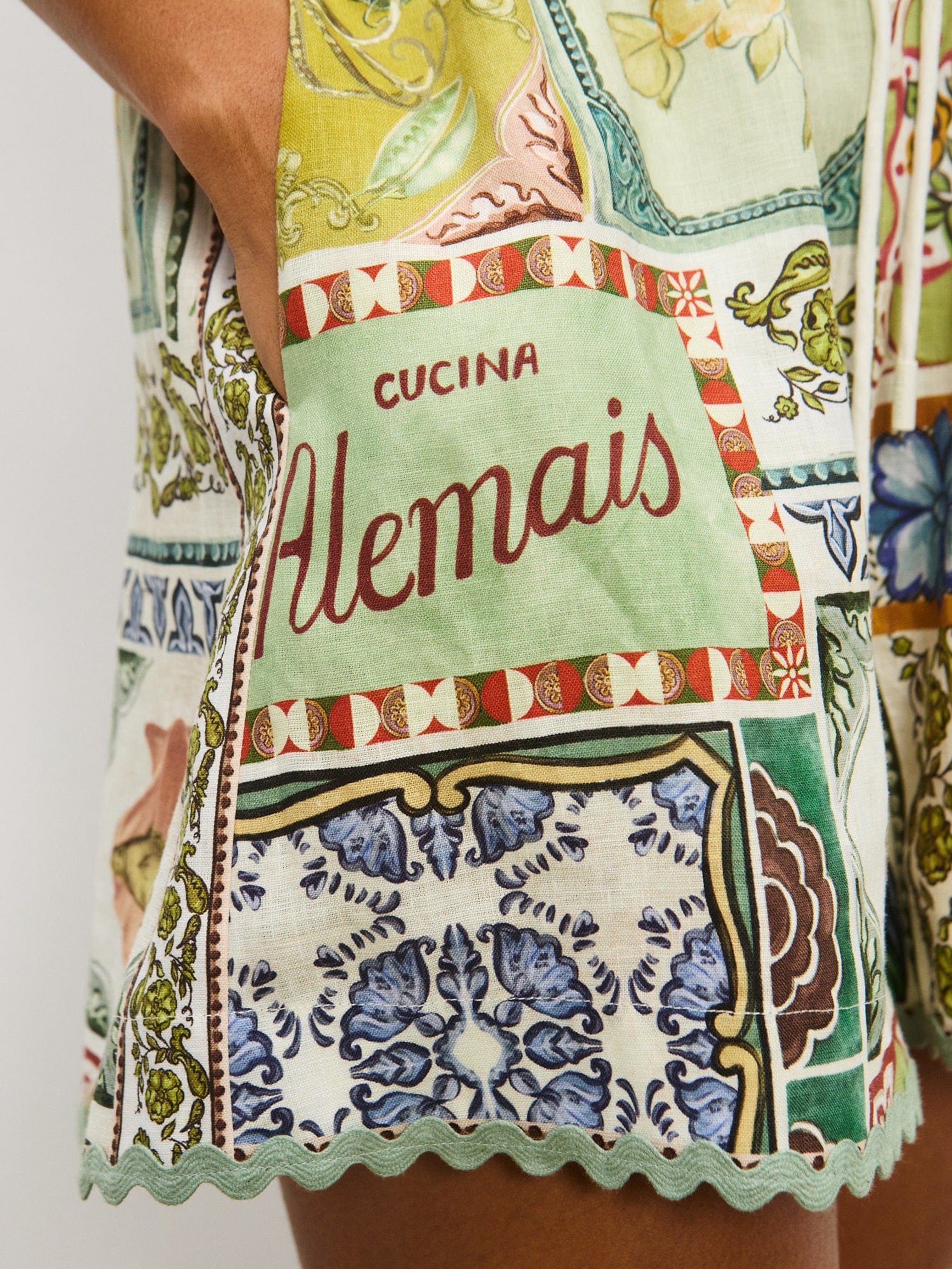 ALEMAIS Relaxed Mini Shorts with Drawstring Waist - Size 8