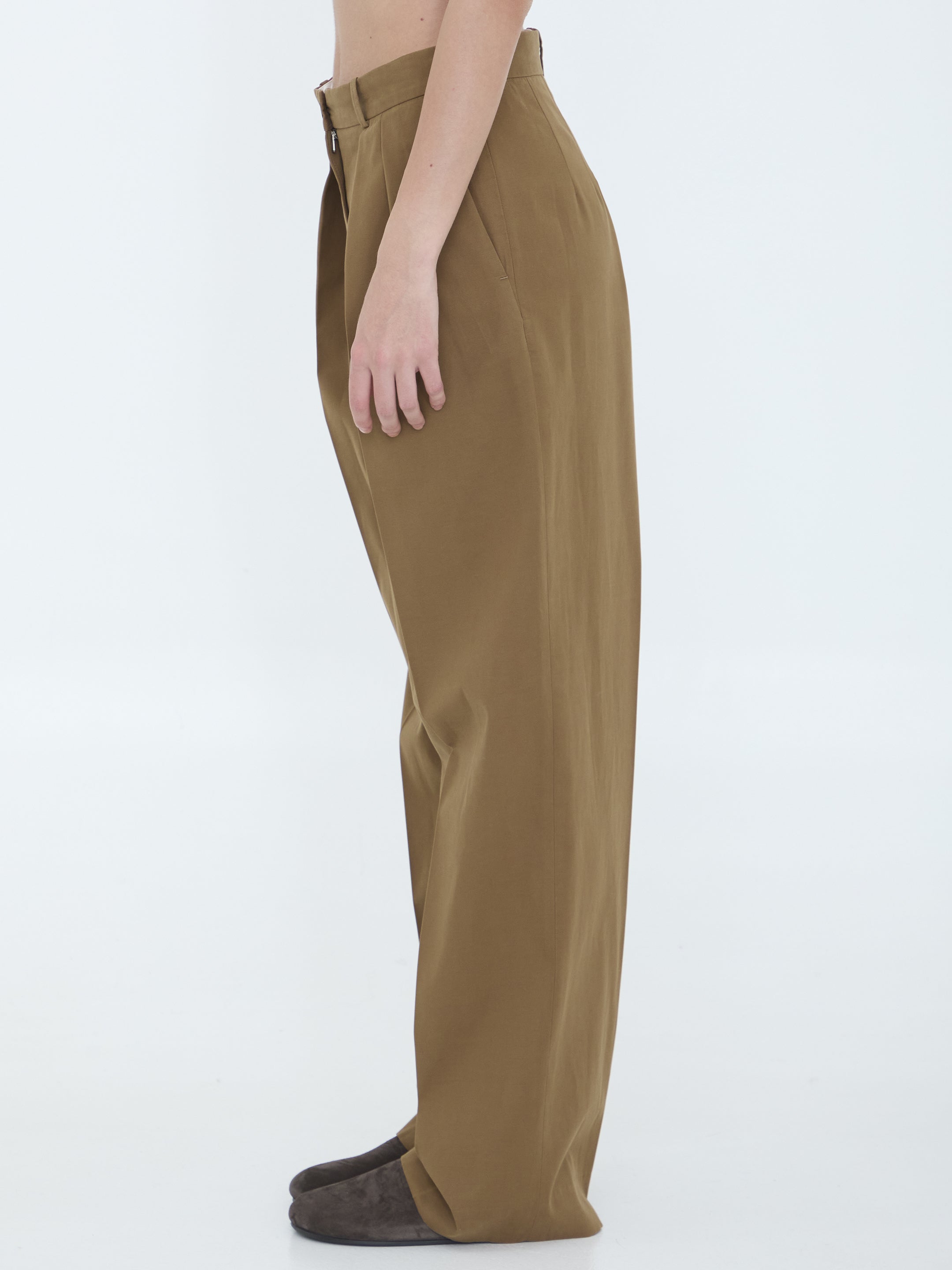 THE ROW Wide-Leg Trousers with Front Pleats - Size 02