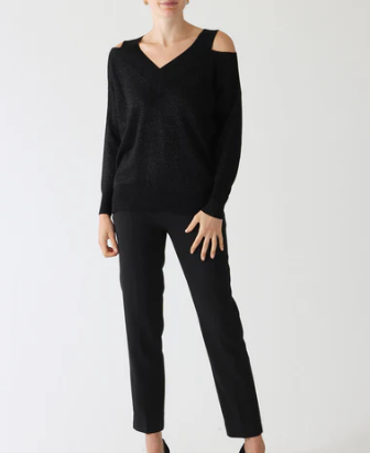 D.EXTERIOR Cozy Knitwear for Chilly Days