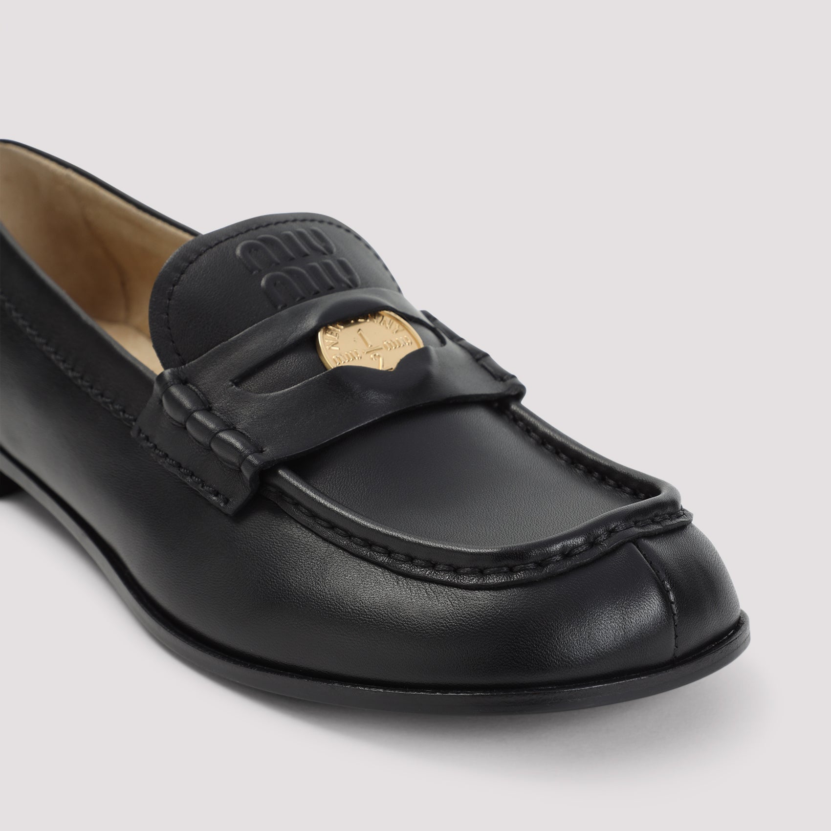MIU MIU Elegant Leather Loafers for Women