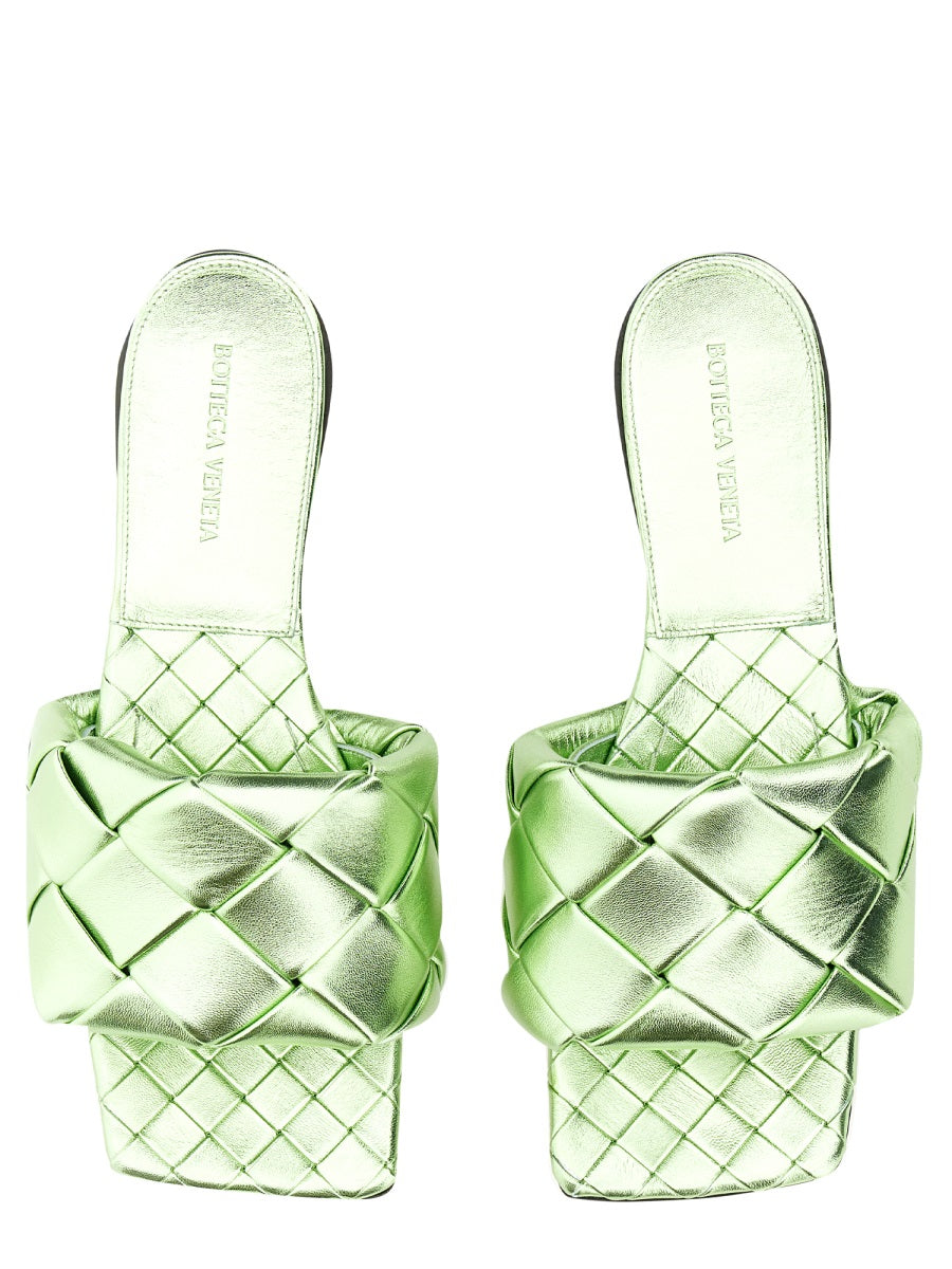 BOTTEGA VENETA Woven Leather Flat Sandal with 1 cm Heel