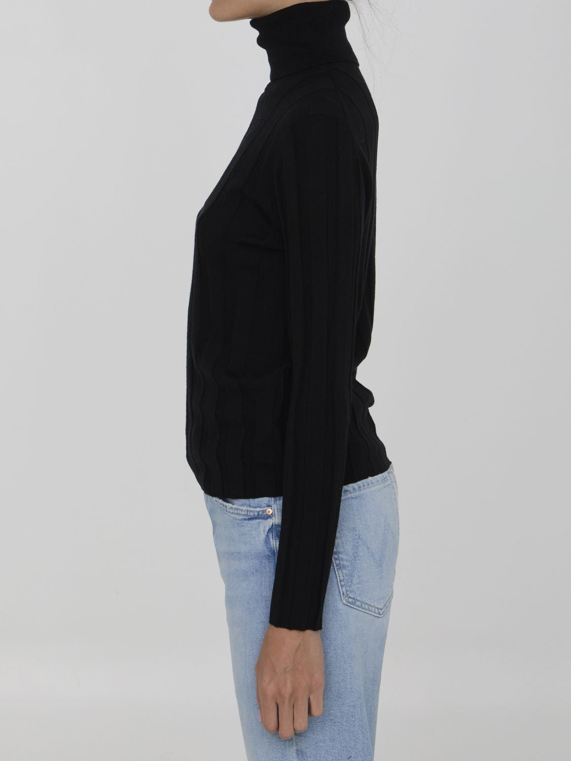 ALLUDE Regular Fit Turtleneck Jumper