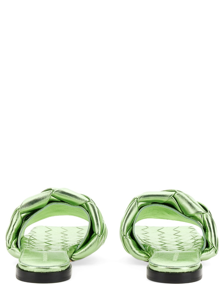 BOTTEGA VENETA Woven Flat Sandal - The Lido (1 cm Heel)