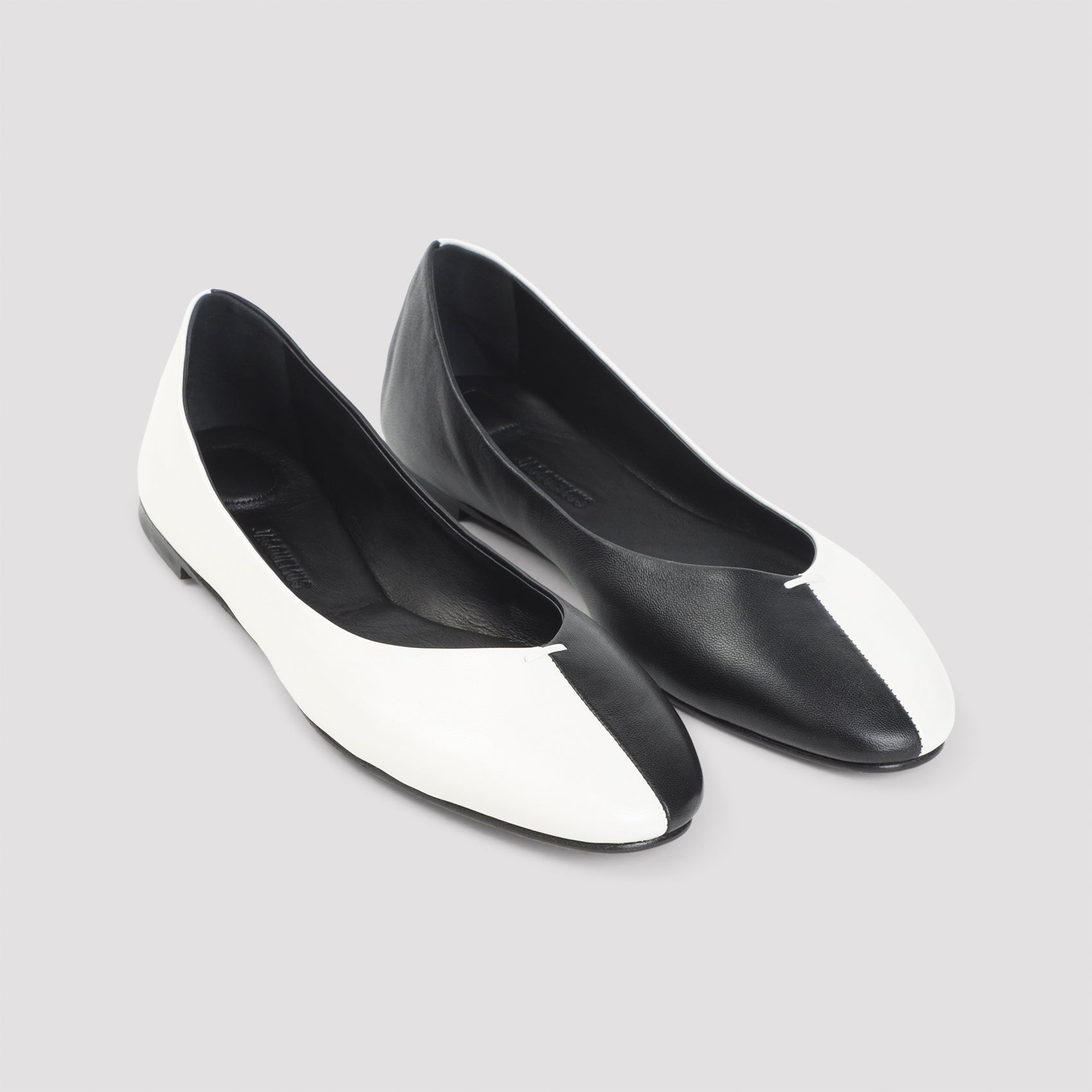 JACQUEMUS Ovalo Mini Ballerinas