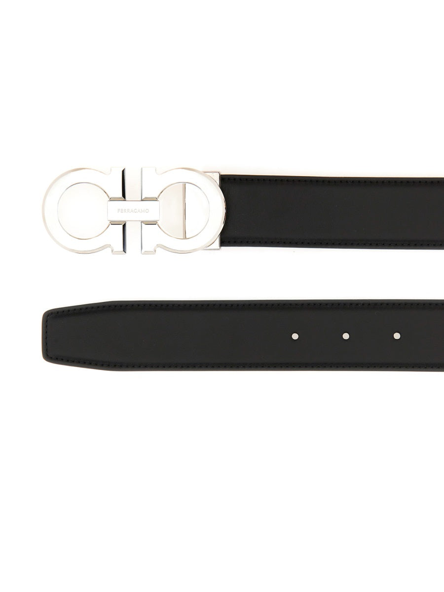 Ferragamo Classic Leather Belt for Men - FW25 Collection