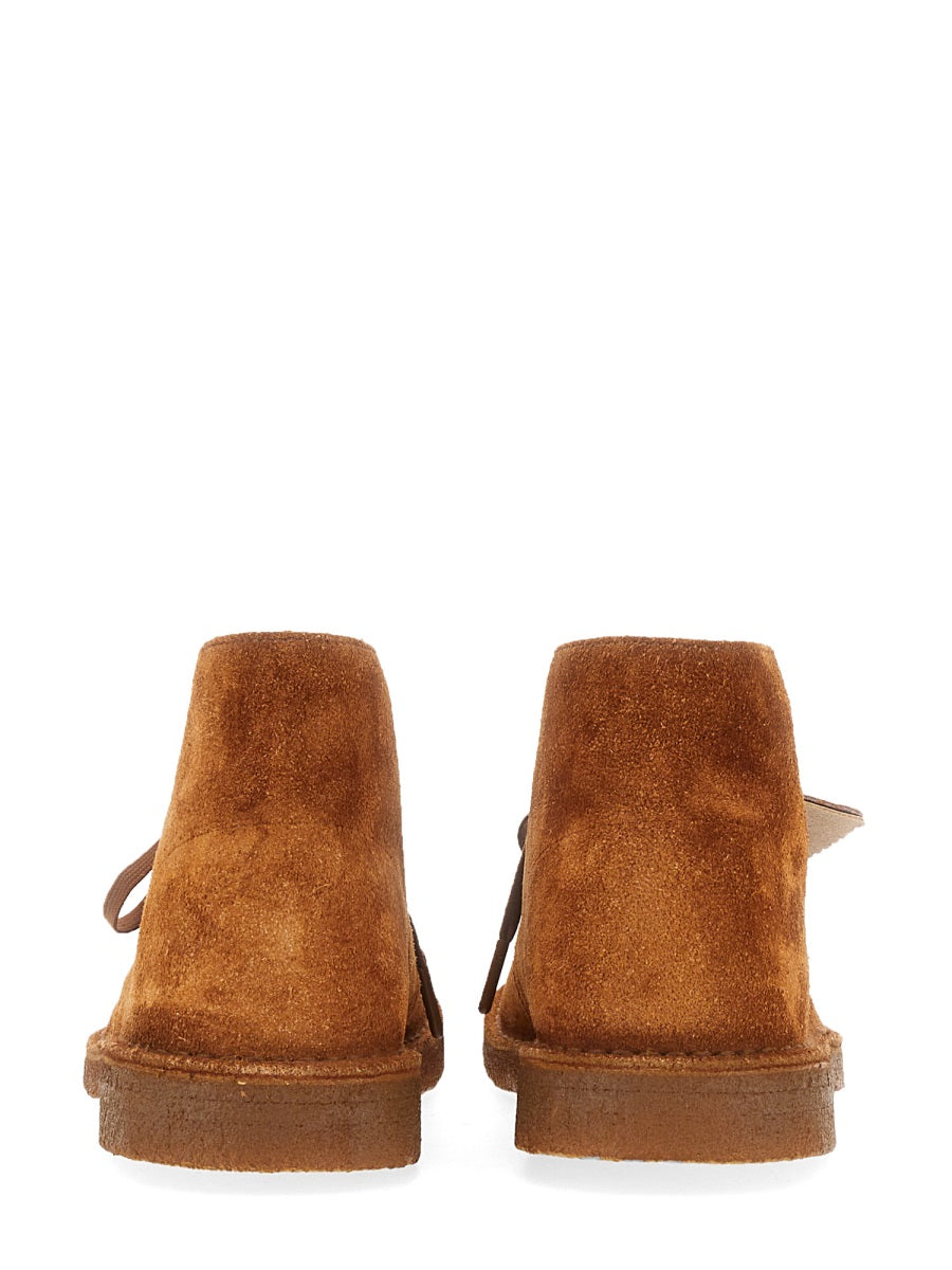 CLARKS Men's Classic Desert Boot with Crepe Sole