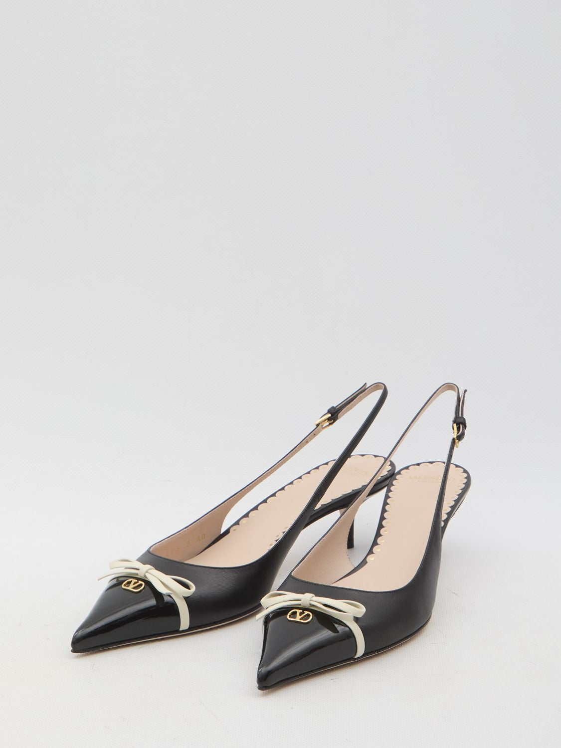 VALENTINO GARAVANI Slingback Pumps with Vlogo Signature - 3cm Heel Height