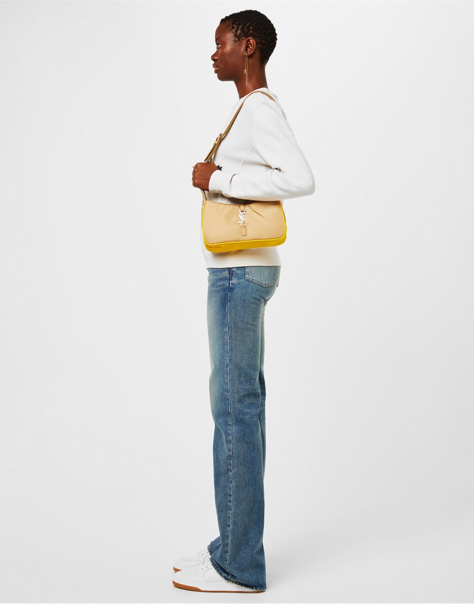 SAINT LAURENT Mini Logo Shoulder Handbag - 25x15x6 cm