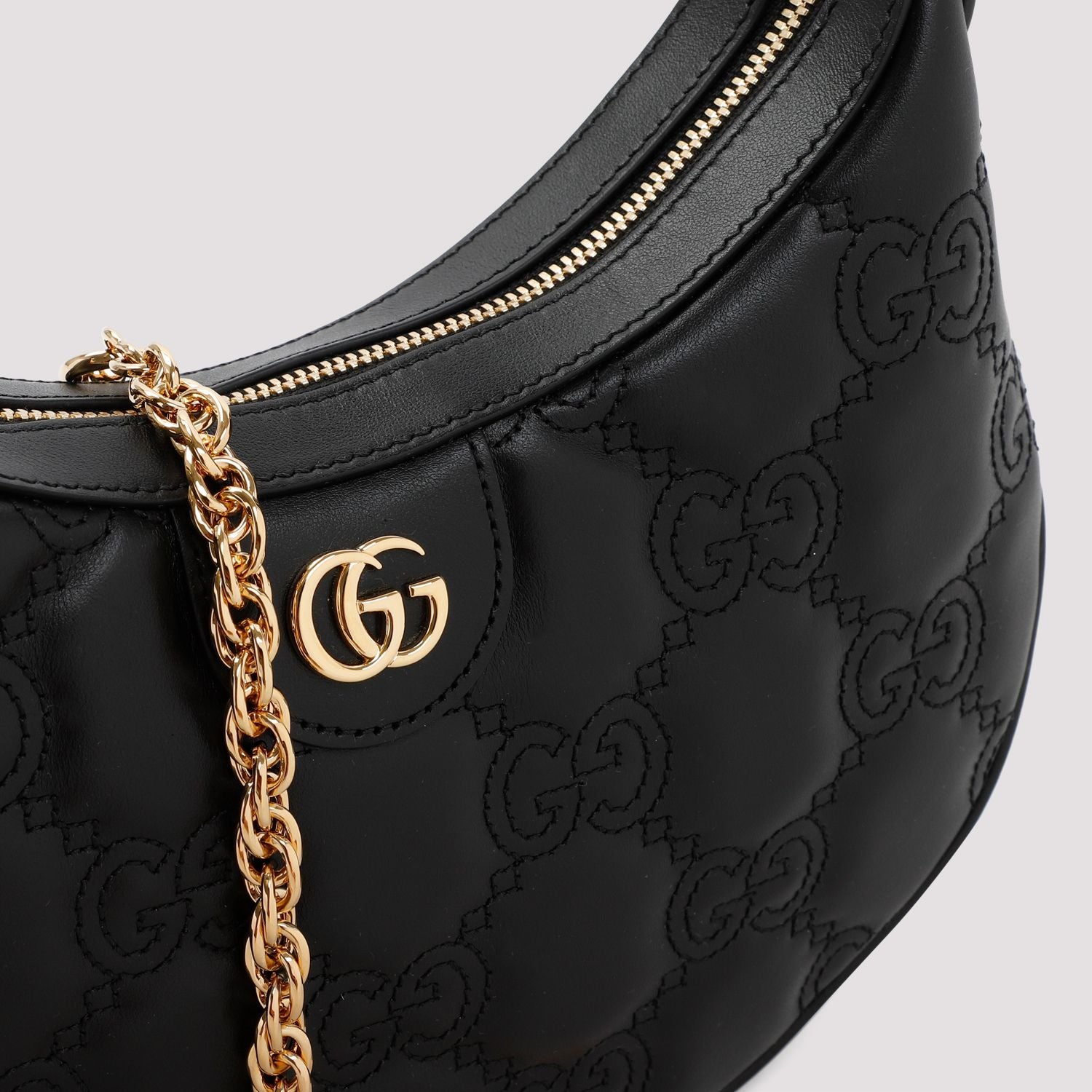 GUCCI Matelassé Handbag - 18cm x 27cm