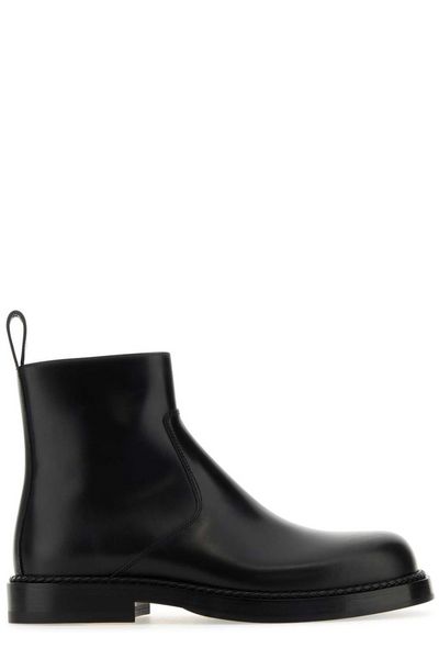 BOTTEGA VENETA Premium Leather Strut Ankle Boots for Men