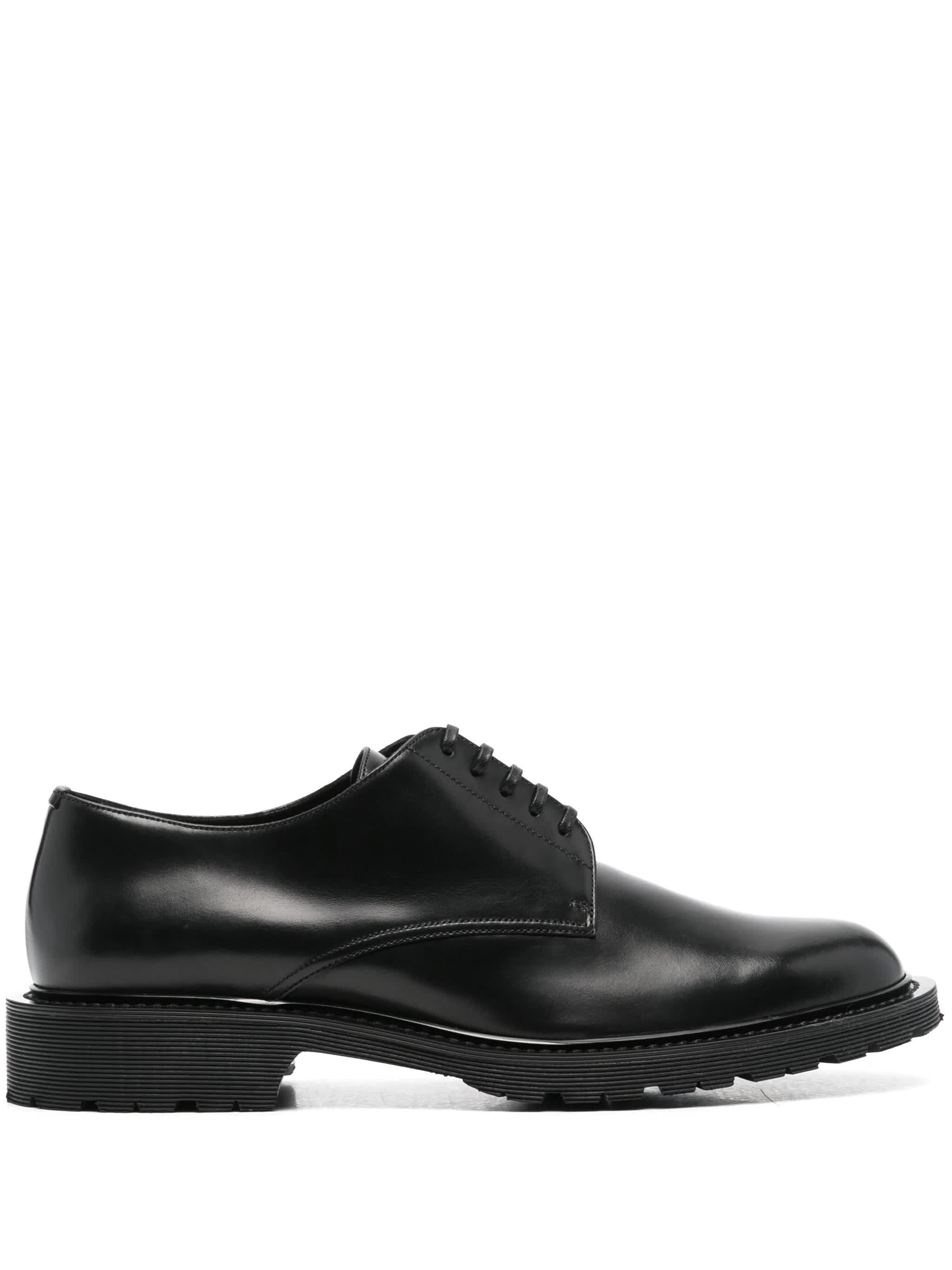 SAINT LAURENT Luxe Derby Dress Shoes for Men - Lace-Up Design