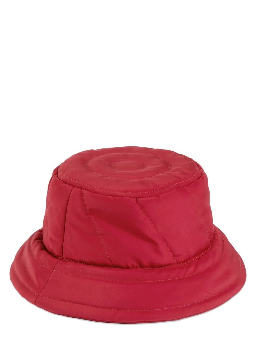 GUCCI Feminine Bucket Hat - Stylish and Versatile Design
