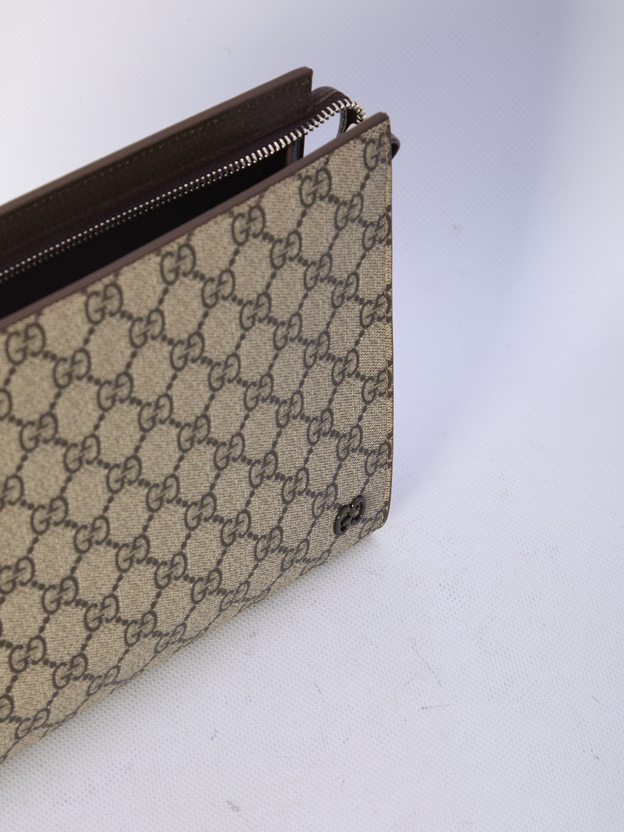 GUCCI GG Supreme Mini Clutch Handbag