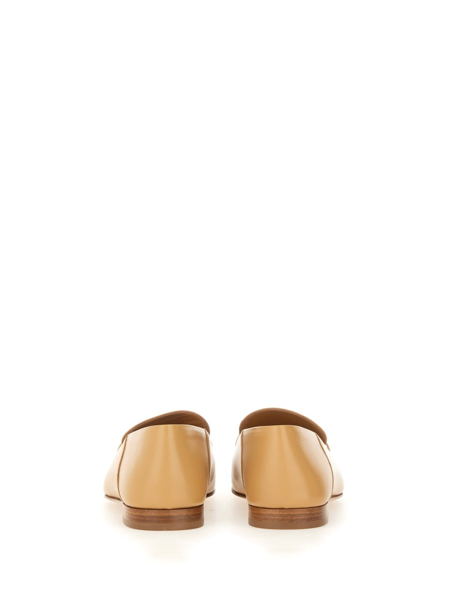 Ferragamo Elegant Leather Loafers for Women