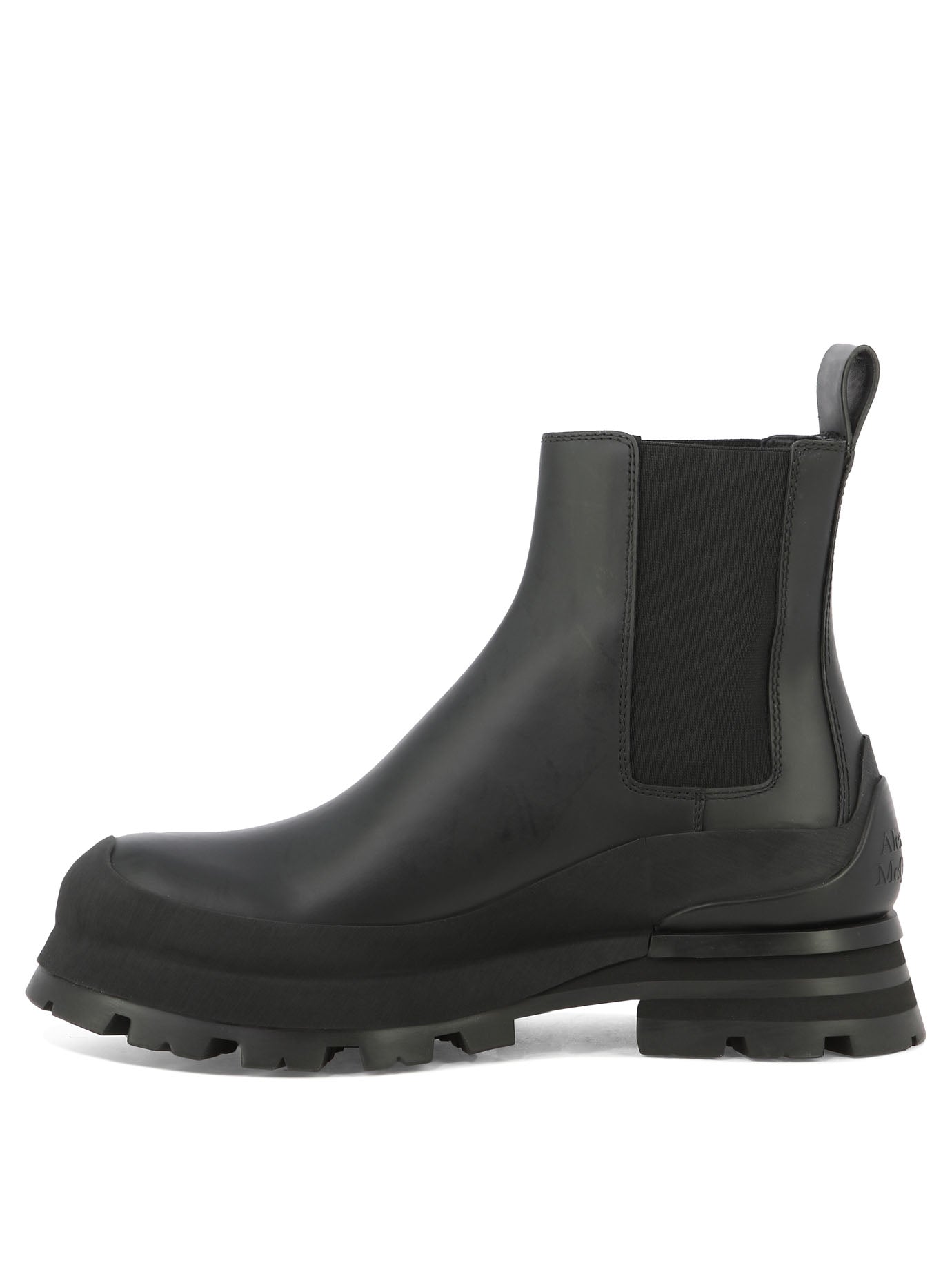 ALEXANDER MCQUEEN Essential Leather Ankle Boots for Men