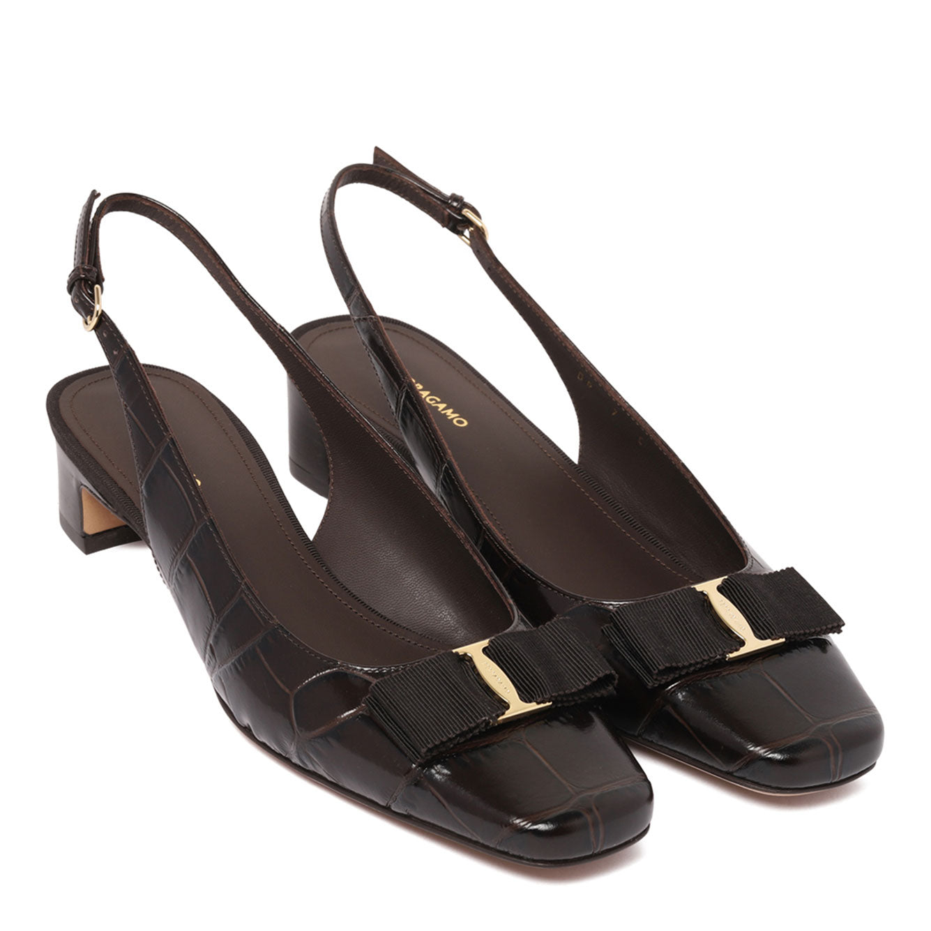 Ferragamo Elegant Leather Pumps with Heel for Women