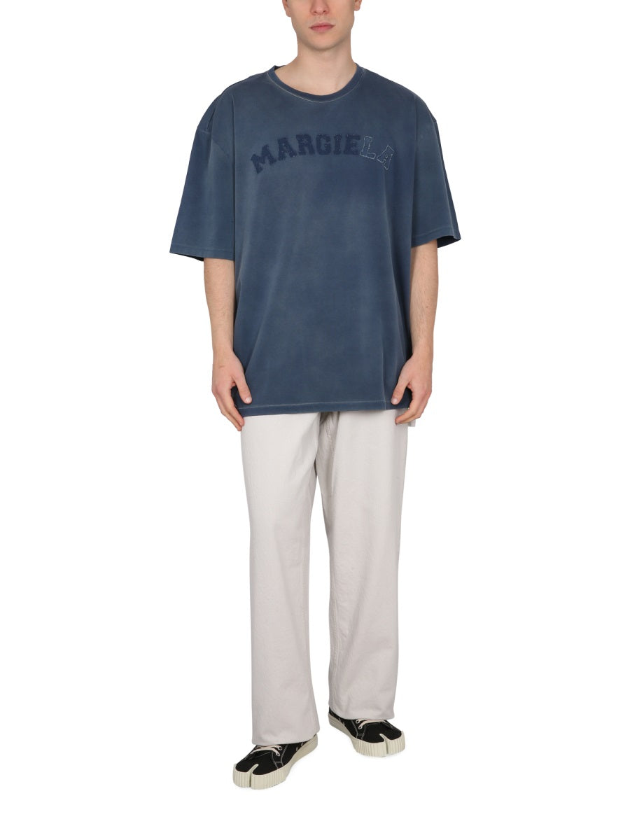 MAISON MARGIELA Classic Denim Jeans with Button and Zipper Closure - SS23