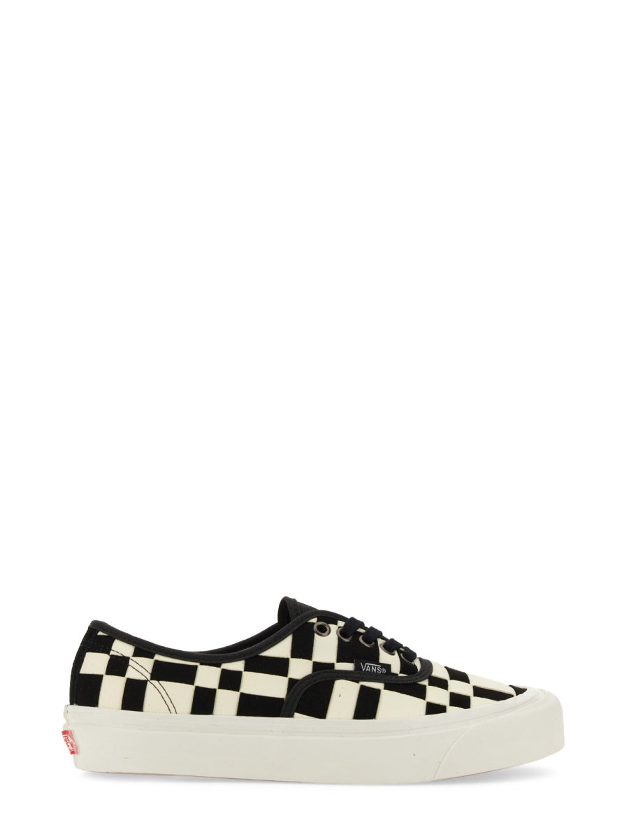 VANS Classic Two-Tone Sneaker for Men