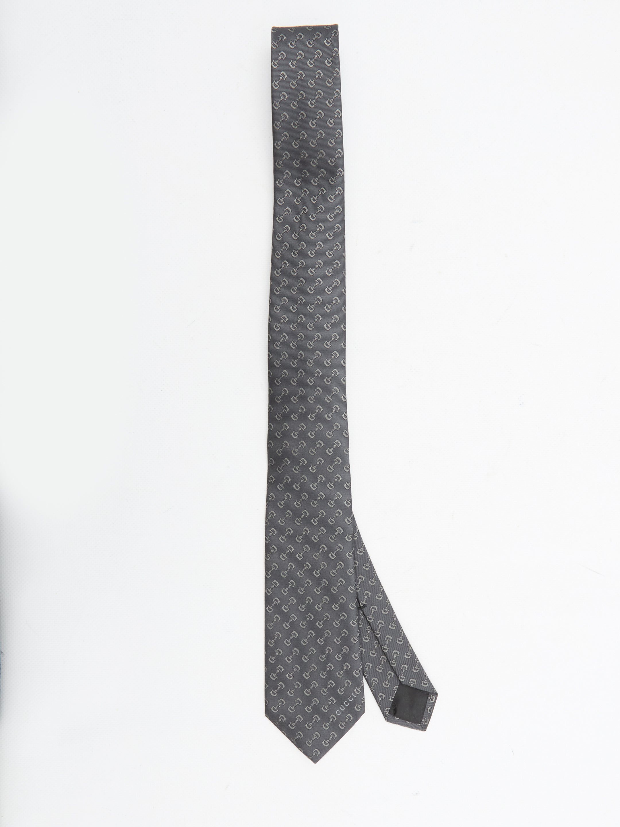 GUCCI Classic Jacquard Silk Tie 7x148cm