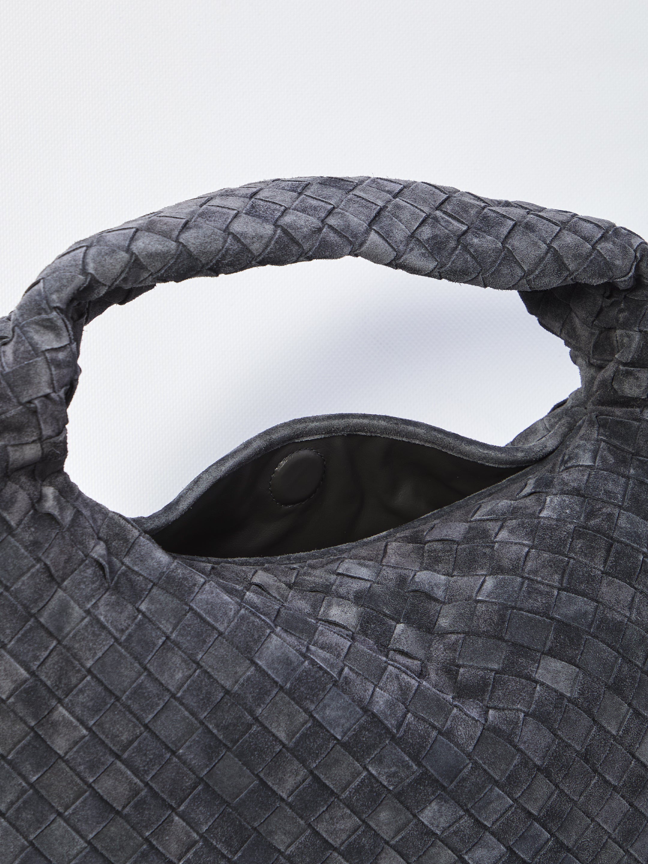 BOTTEGA VENETA Mini Handbag with Intrecciato Pattern - 21X46X10 CM