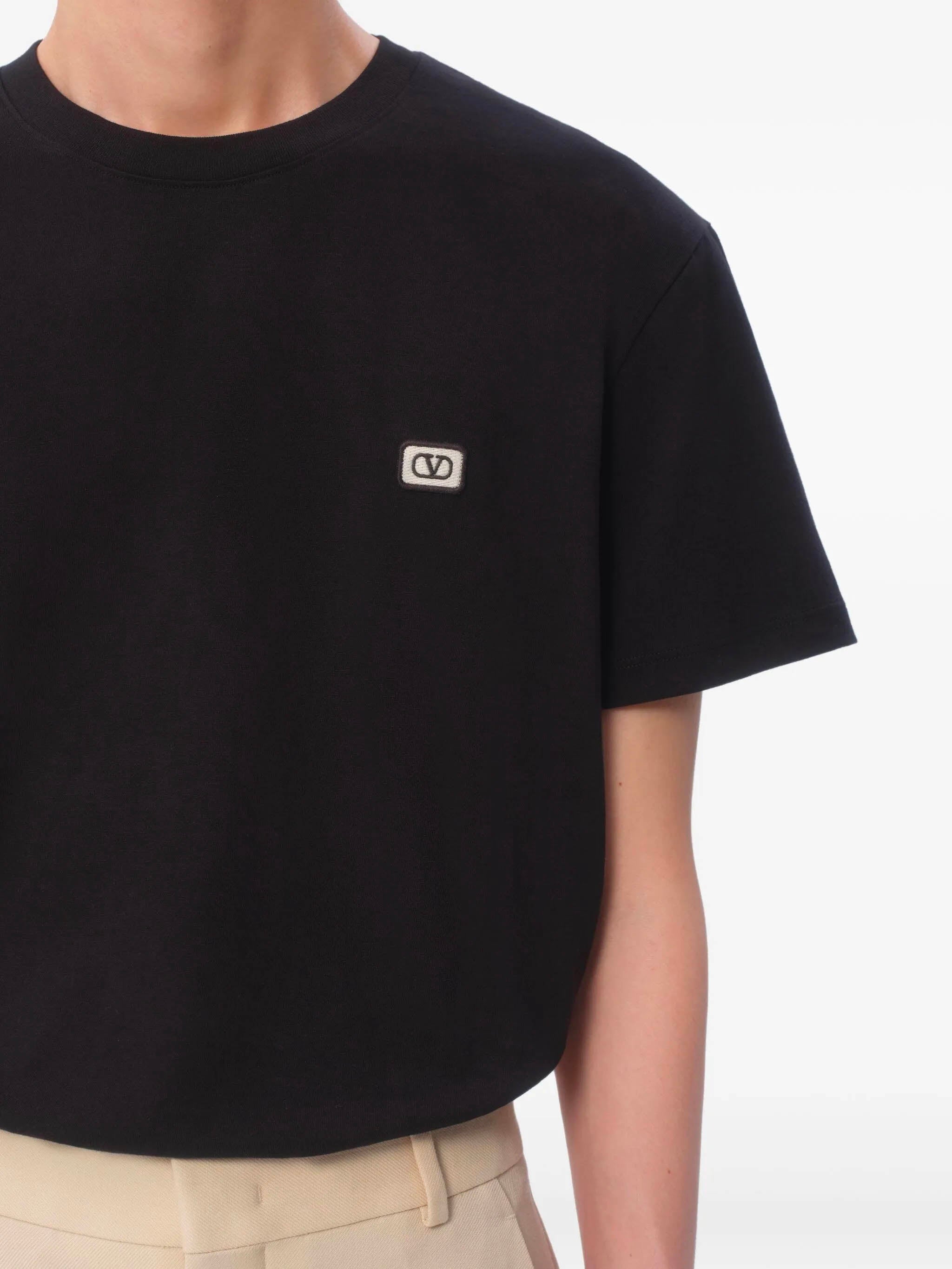 VALENTINO GARAVANI Men's Regular Fit T-Shirt with VLogo Patch (Size M)