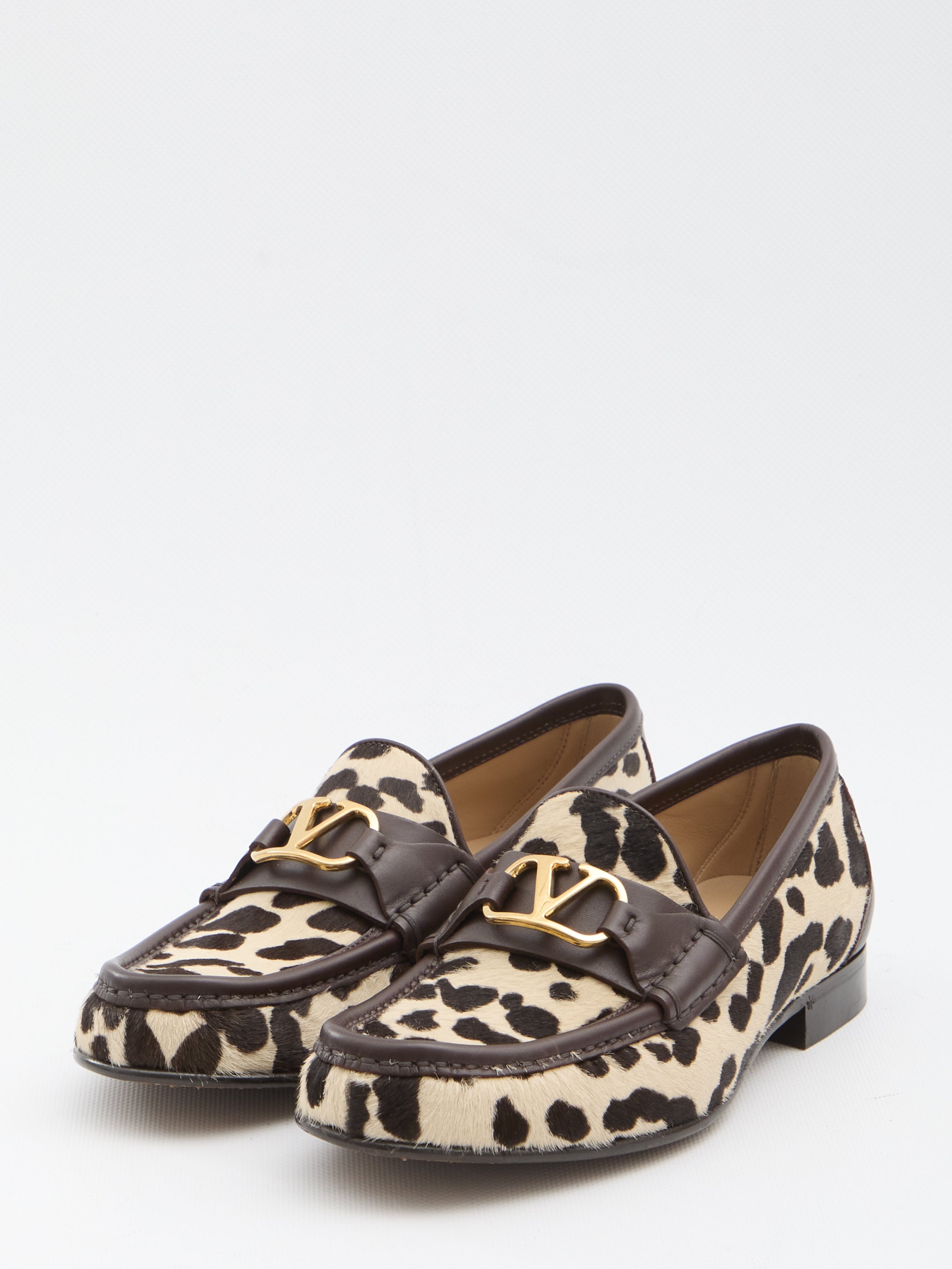 VALENTINO GARAVANI Signature Vlogo Loafers - 1.5 cm Heel