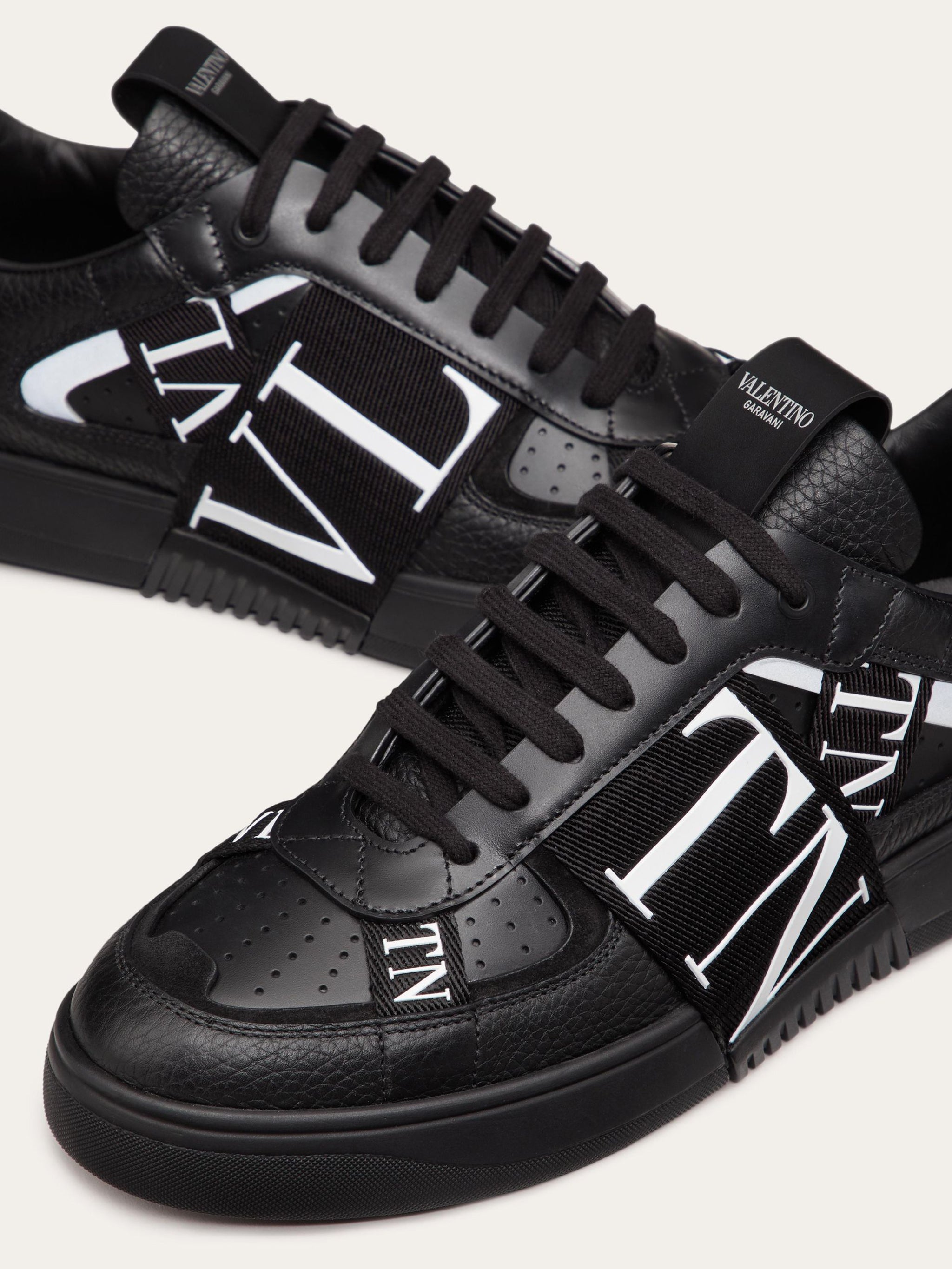 VALENTINO GARAVANI SEVEN BANDS Leather Sneakers for Men