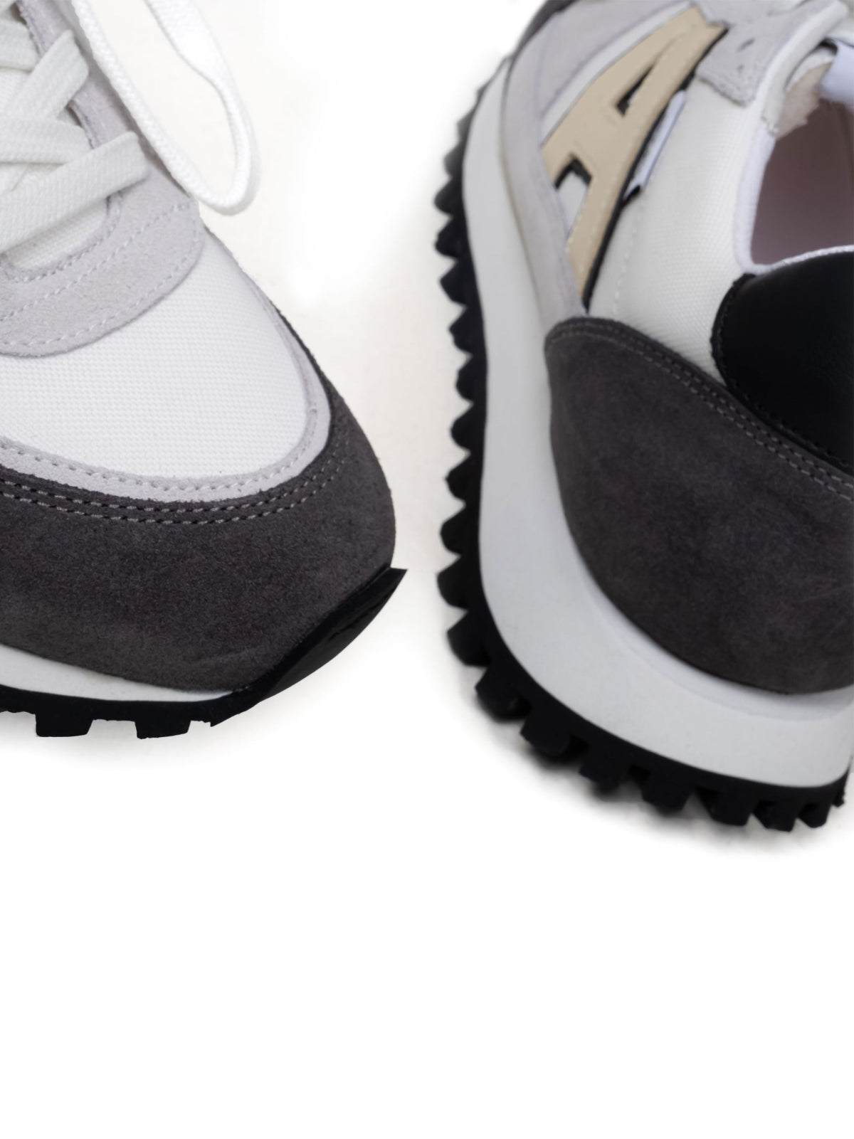 AXEL ARIGATO AEON RUNNER Women's Sneaker