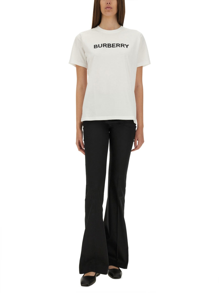 BURBERRY Logo T-Shirt - Regular Fit Size S