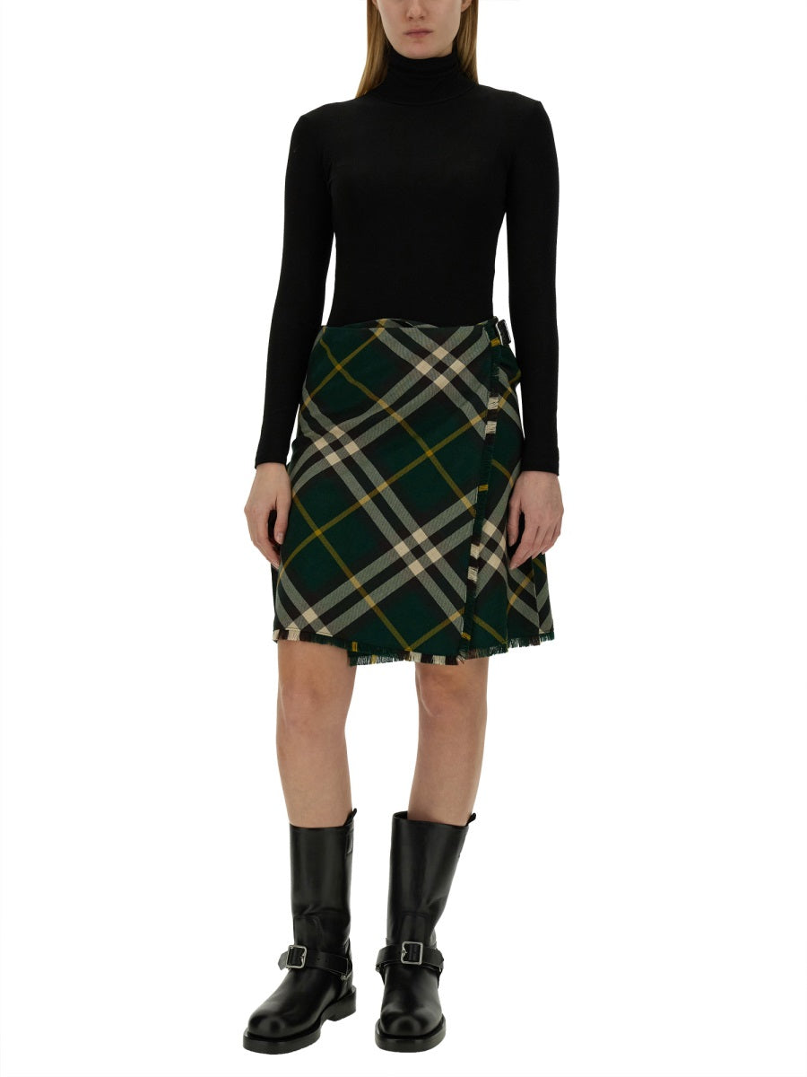 BURBERRY Regular Fit Mini Skirt - Women's Size 8