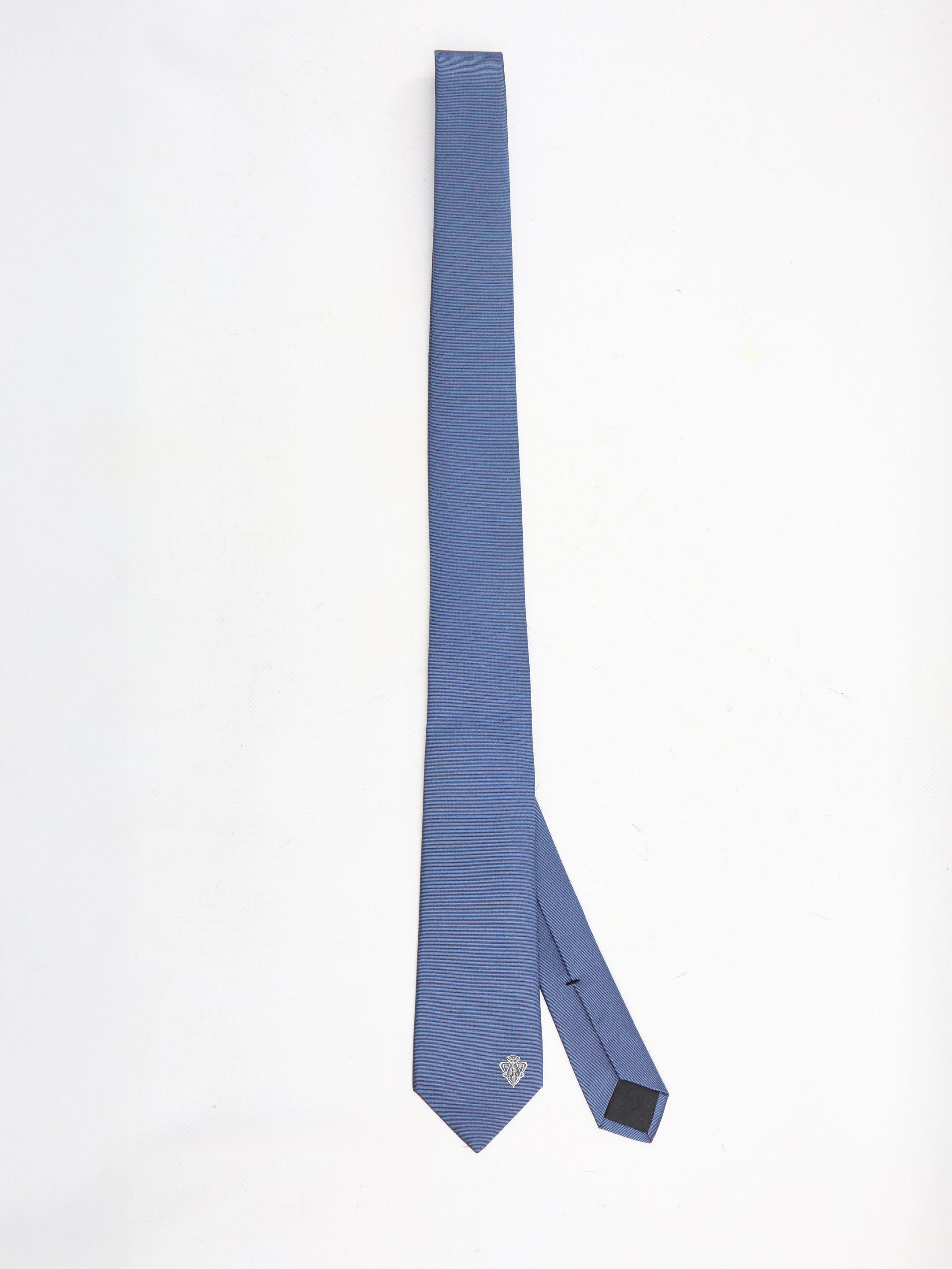 GUCCI Silk Tie with Crest - 148x7cm